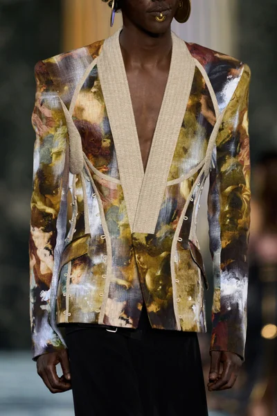 Look 73